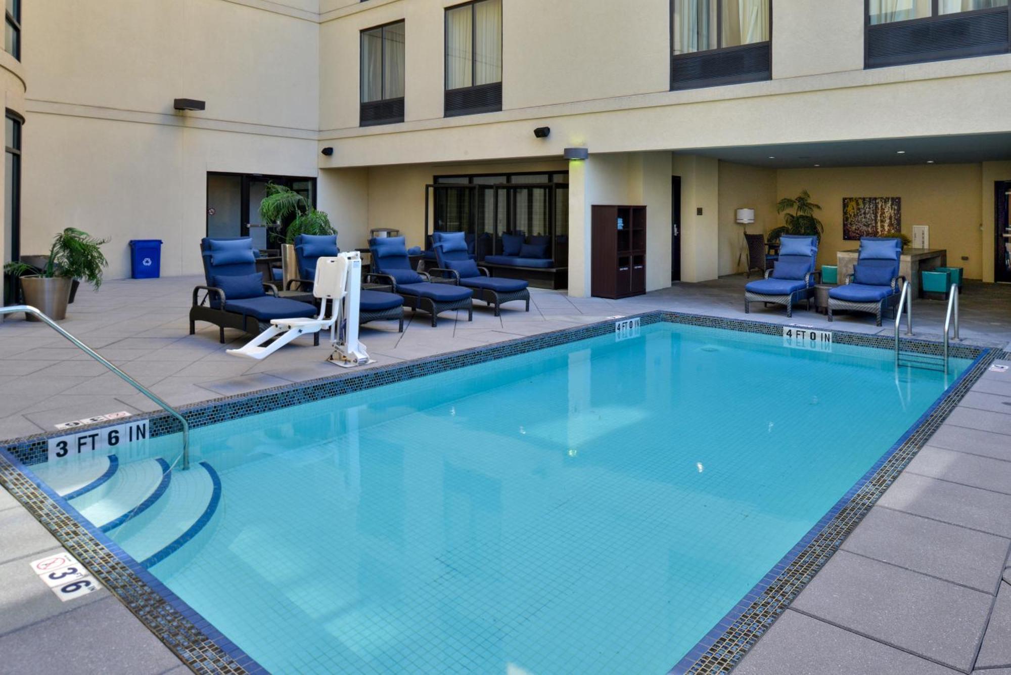 Hotel Courtyard By Marriott Wilmington Downtown/Historic District Zewnętrze zdjęcie
