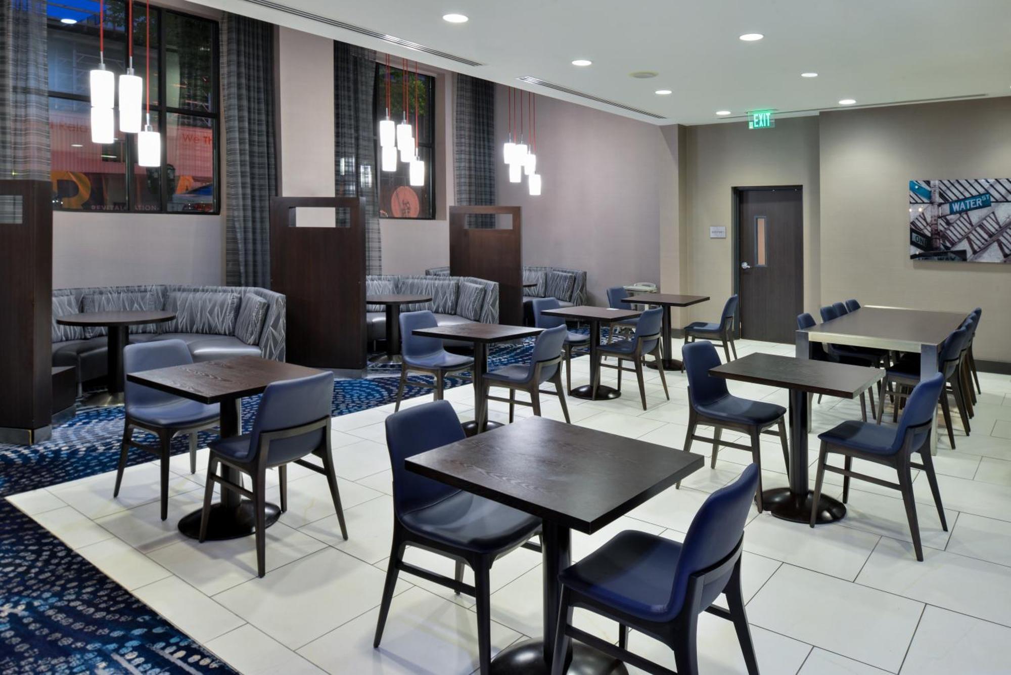 Hotel Courtyard By Marriott Wilmington Downtown/Historic District Zewnętrze zdjęcie