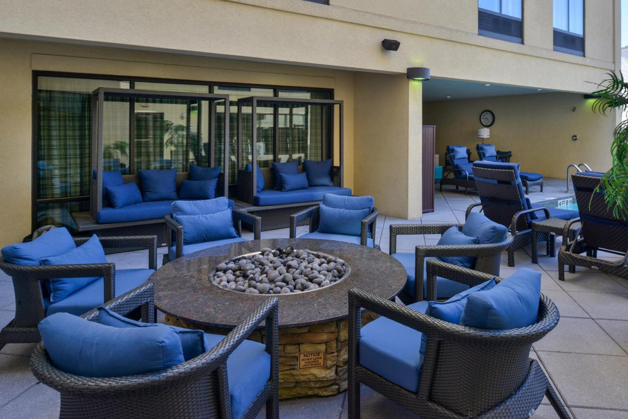 Hotel Courtyard By Marriott Wilmington Downtown/Historic District Zewnętrze zdjęcie