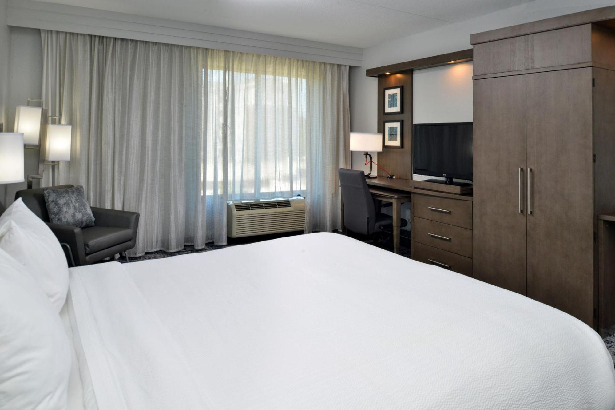 Hotel Courtyard By Marriott Wilmington Downtown/Historic District Zewnętrze zdjęcie